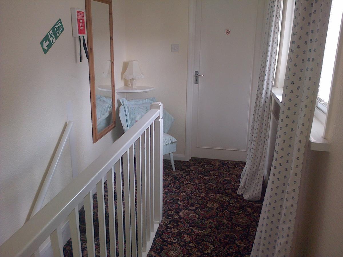 Follets B&B Pewsey ภายนอก รูปภาพ