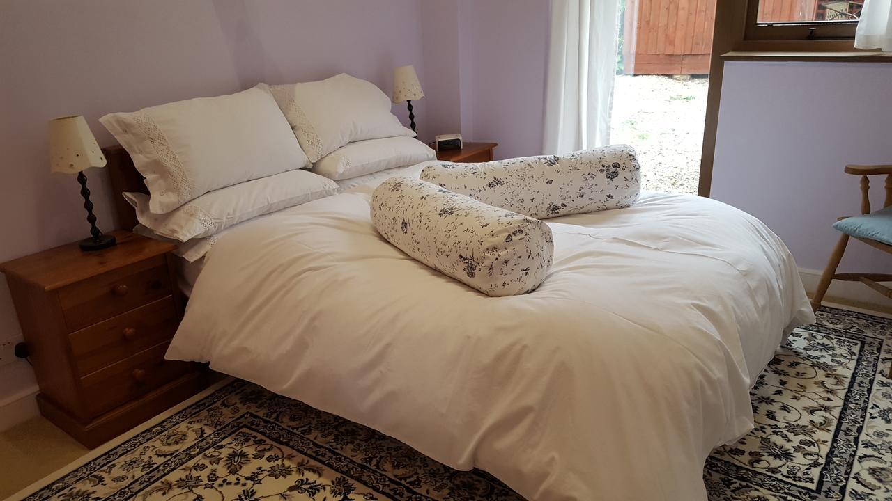 Follets B&B Pewsey ภายนอก รูปภาพ